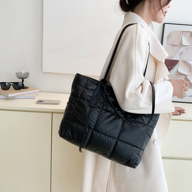 2022 Women's Retro Casual Warm Down Shoulder Bag