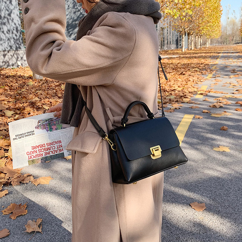 Trendy Women's Small Shoulder Crossbody Bag 2023